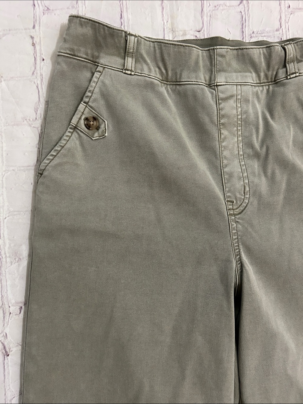 SPANX Twill Olive Green Cropped Wide-Leg Pants Size Medium Tall - Picture 3 of 6
